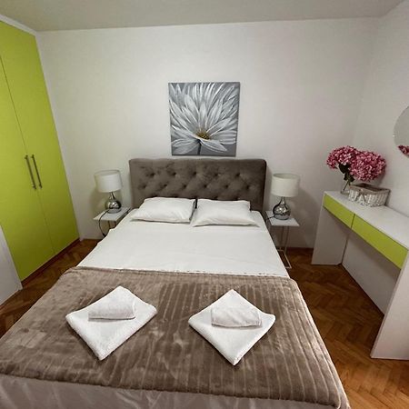 Apartments And Rooms Diana Задар Екстериор снимка