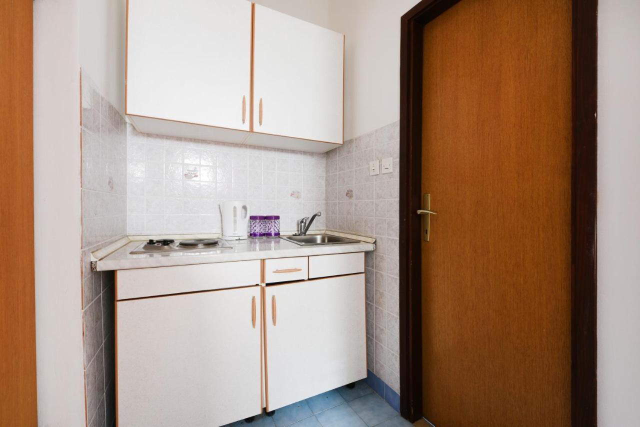 Apartments And Rooms Diana Задар Екстериор снимка