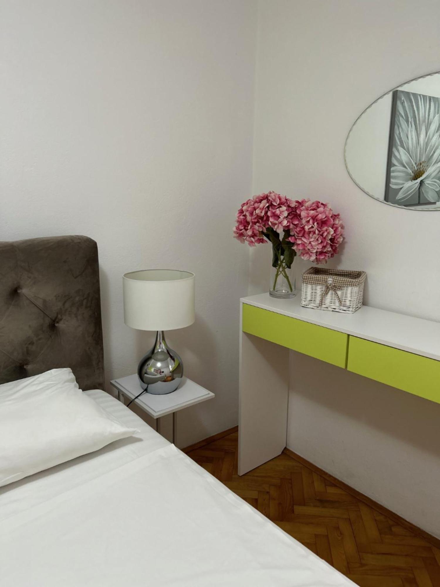 Apartments And Rooms Diana Задар Екстериор снимка